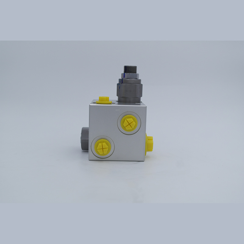 Hydraulic pilot oil source valve