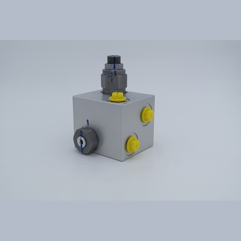 Hydraulic pilot oil source valve